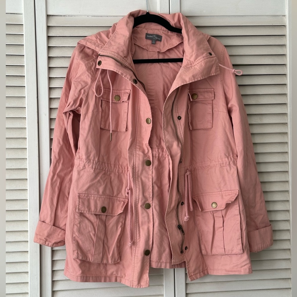 Pink market and spruce jacket